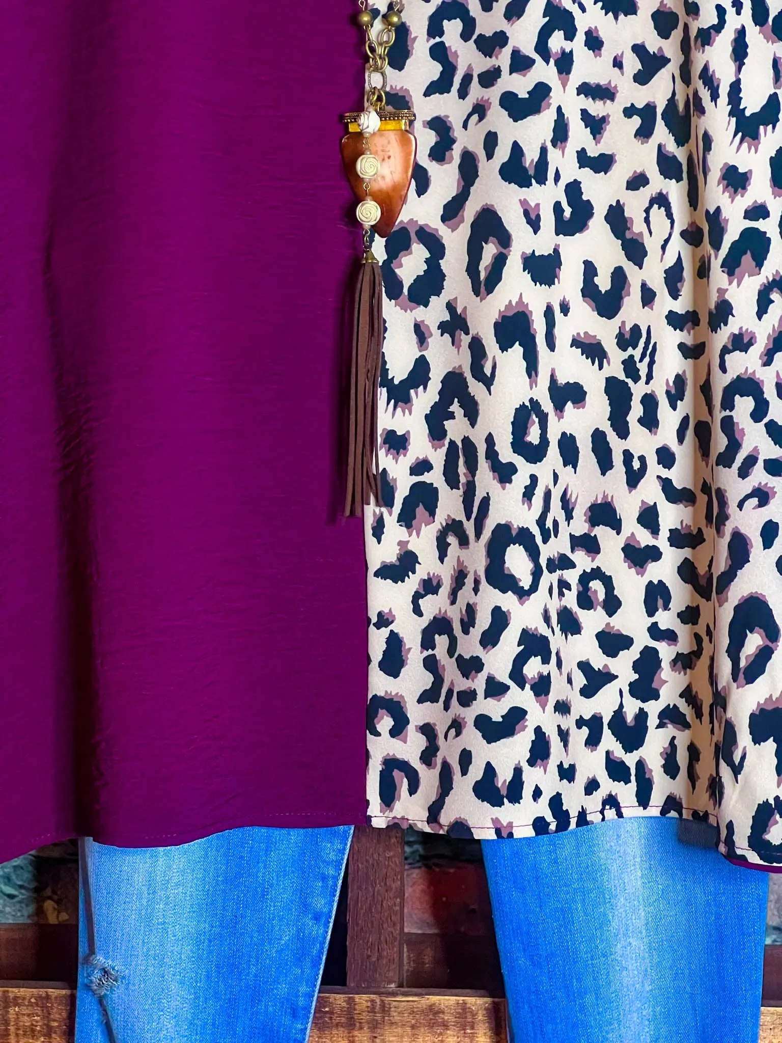 COMFORTABLE CHARM PLUM & LEOPARD PRINT TUNIC