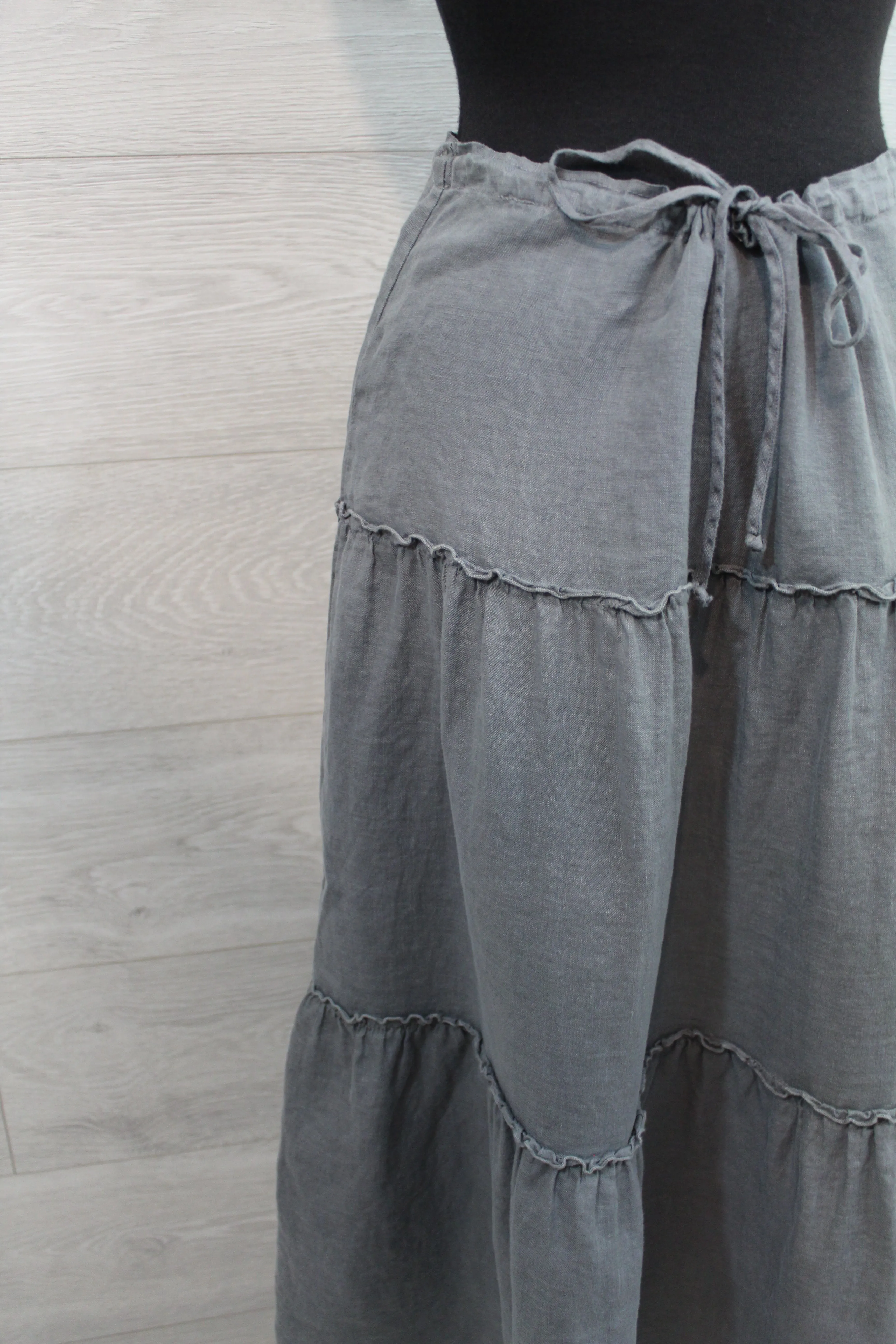 Cut Loose Hanky Linen - Tiered Skirt