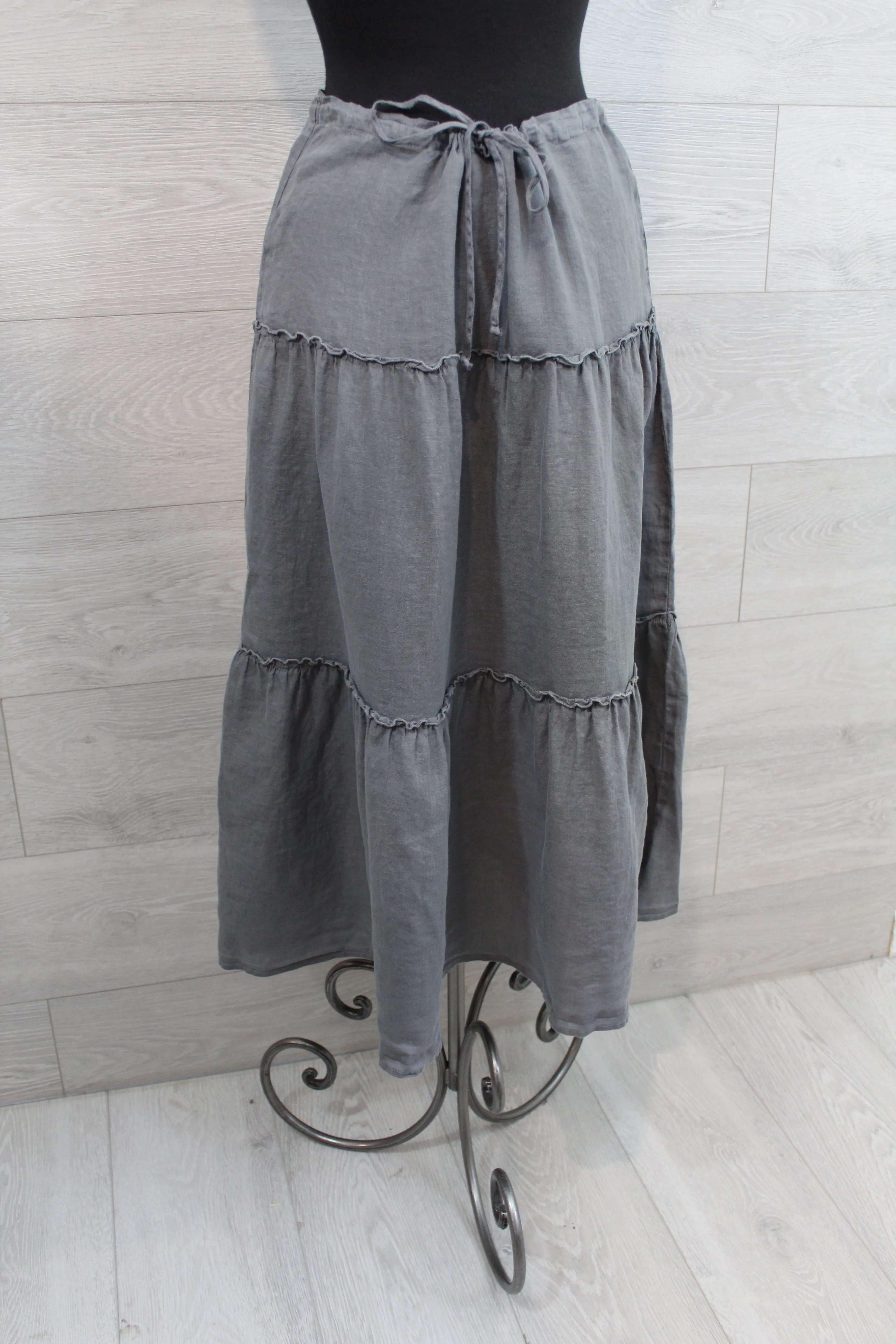 Cut Loose Hanky Linen - Tiered Skirt