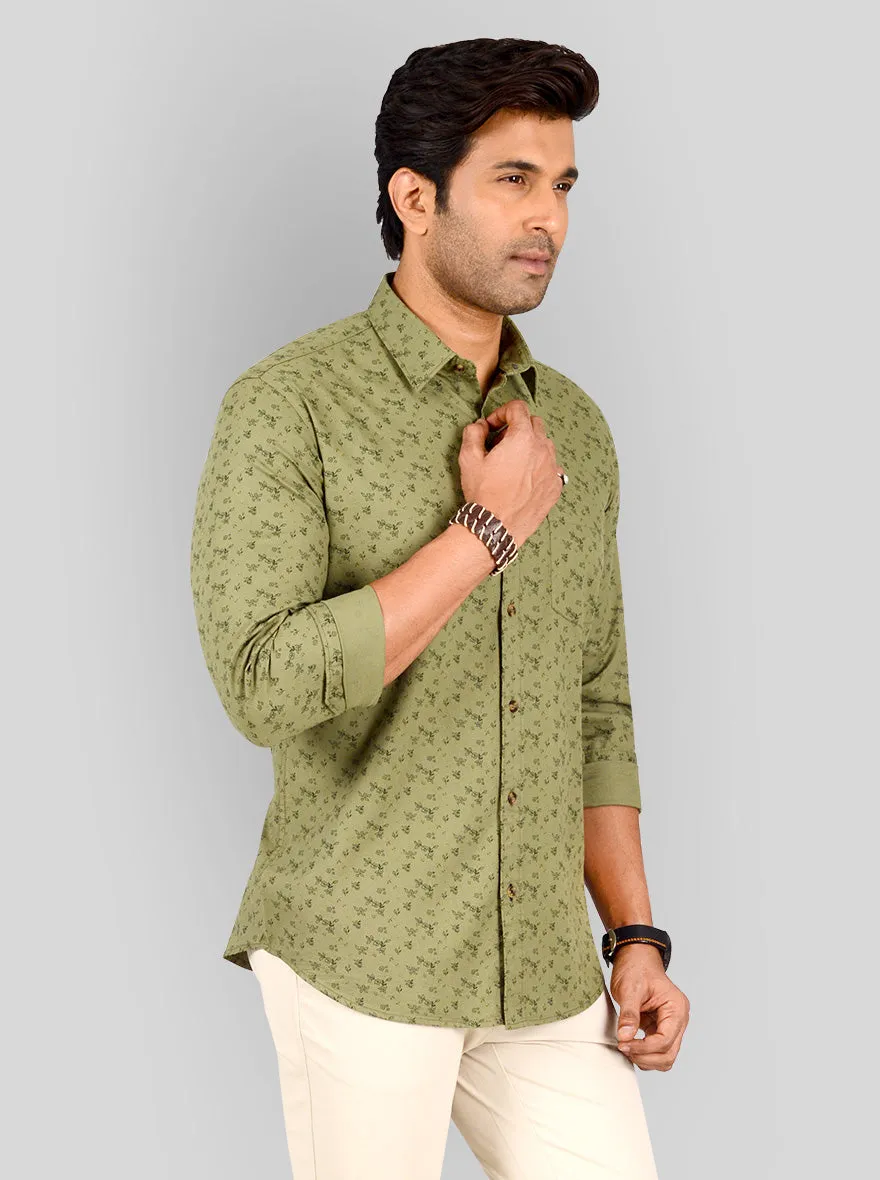 Lake Green Printed Tailored Fit Casual Shirt | JadeBlue