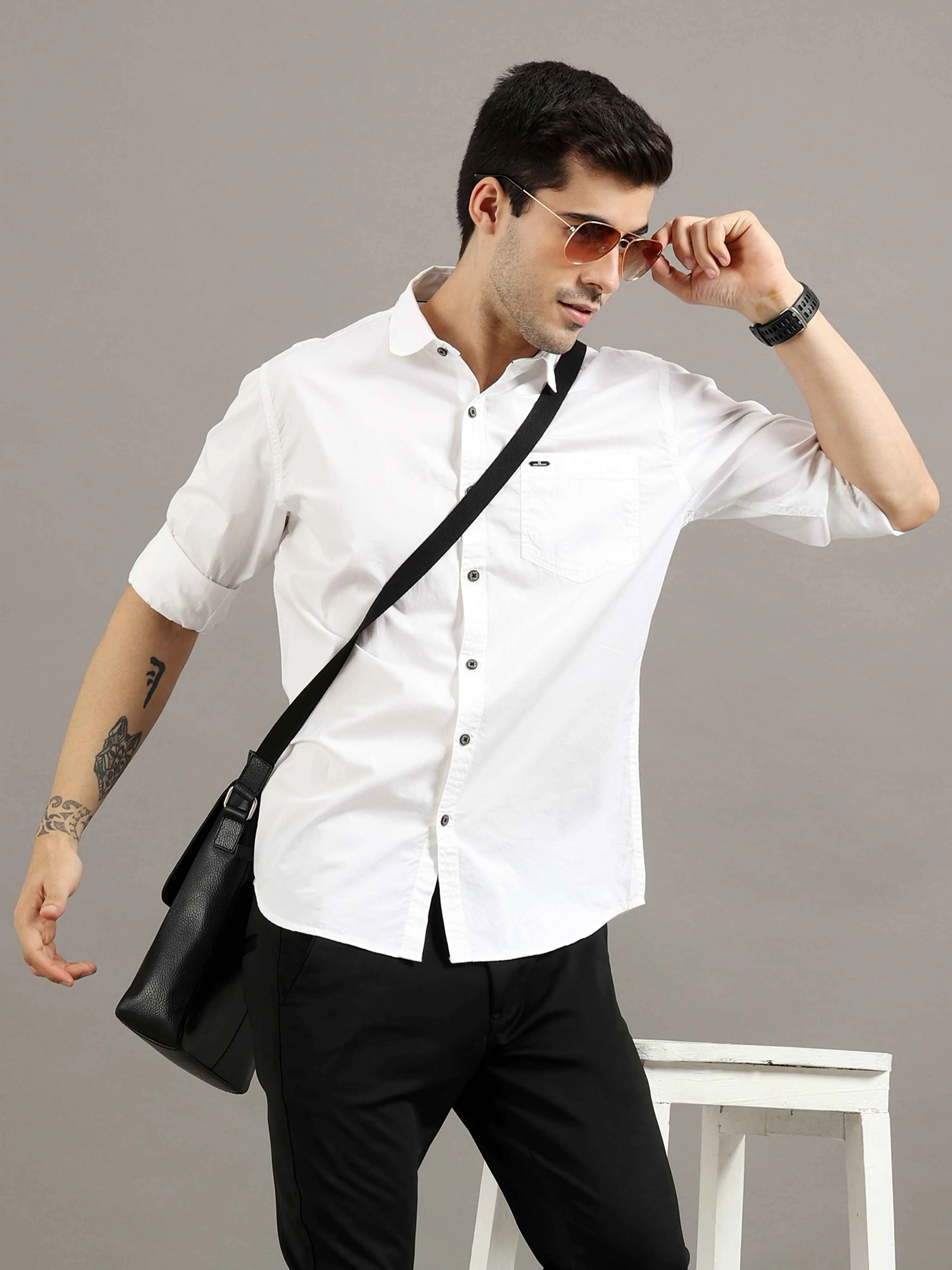 Men's White Slim Fit Solid Full Sleeves Casual Shirts